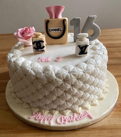 Chanel CakeBasket Cake